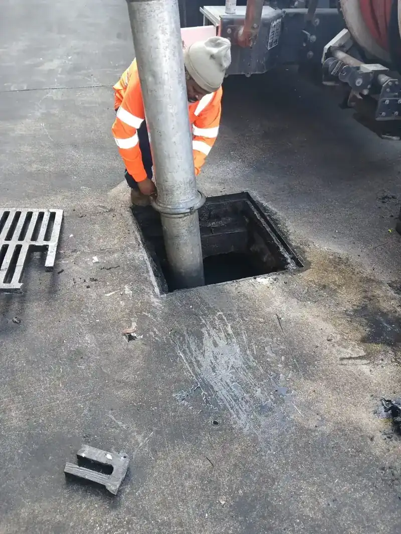 South Florida Storm Drain Solutions vactor crew servicing a commercial catch basin